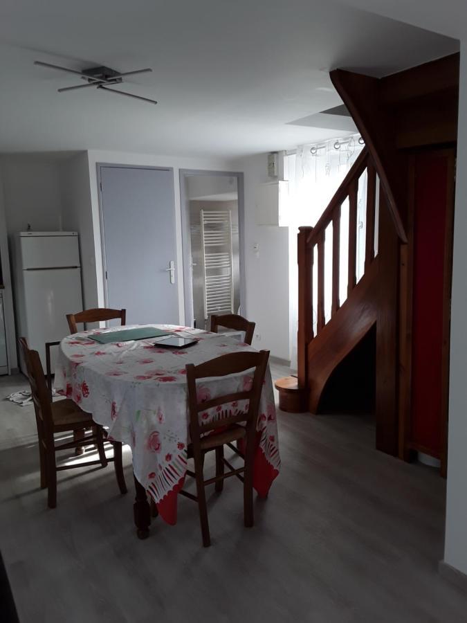 Gite Le Jaya Saint-Georges-de-Luzençon Esterno foto