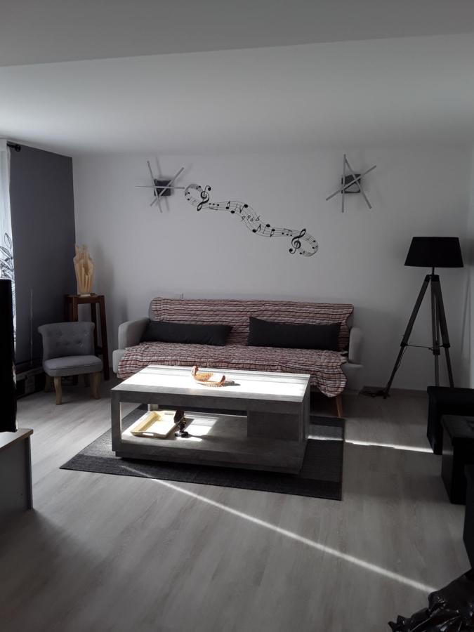 Gite Le Jaya Saint-Georges-de-Luzençon Esterno foto