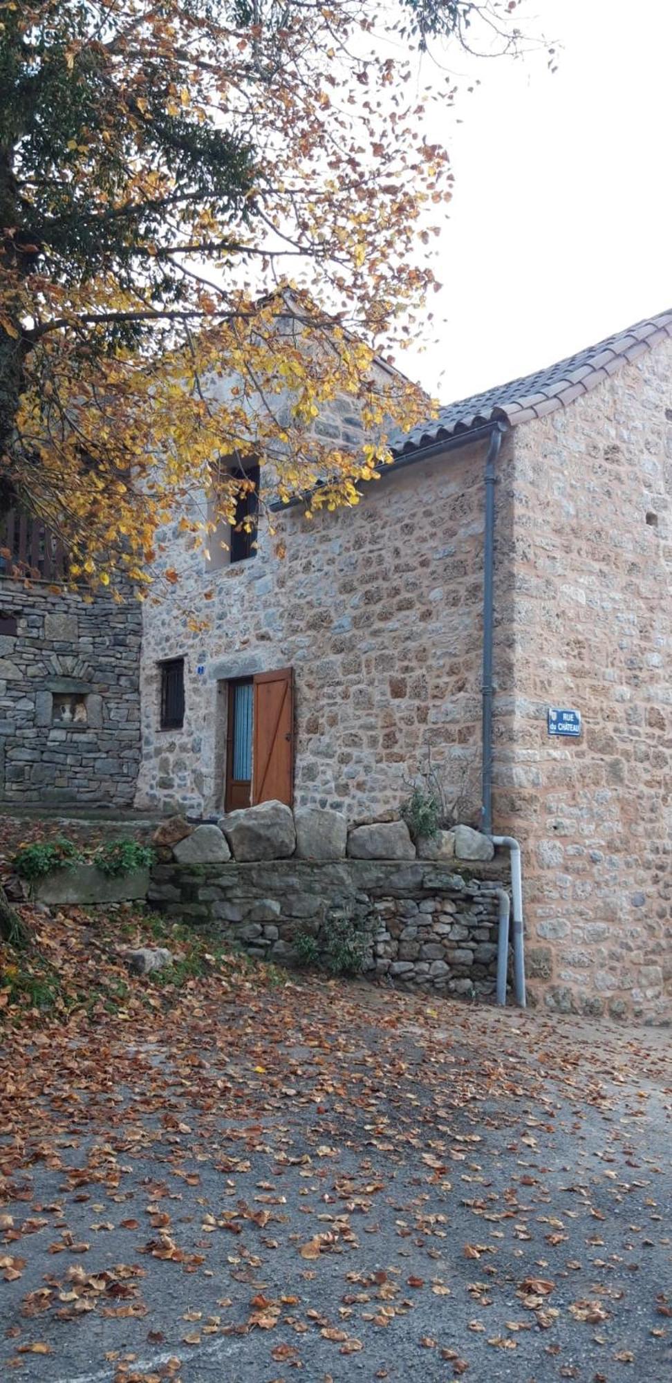 Gite Le Jaya Saint-Georges-de-Luzençon Esterno foto